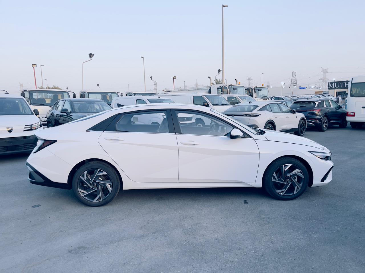 هيونداي إلانترا 2025 1.5L