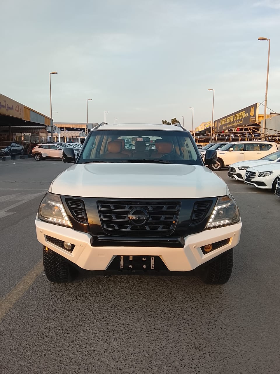 Nissan Patrol 2014 5.6L