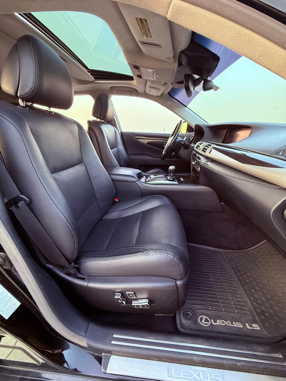 Lexus LS 2014
