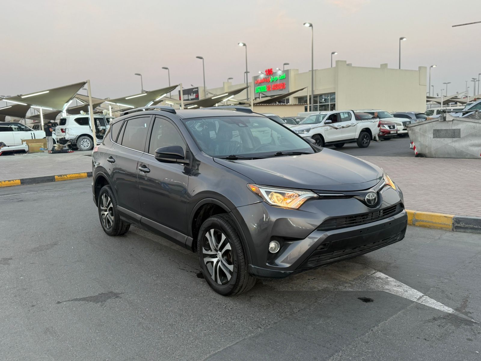 تويوتا راف ٤ 2017