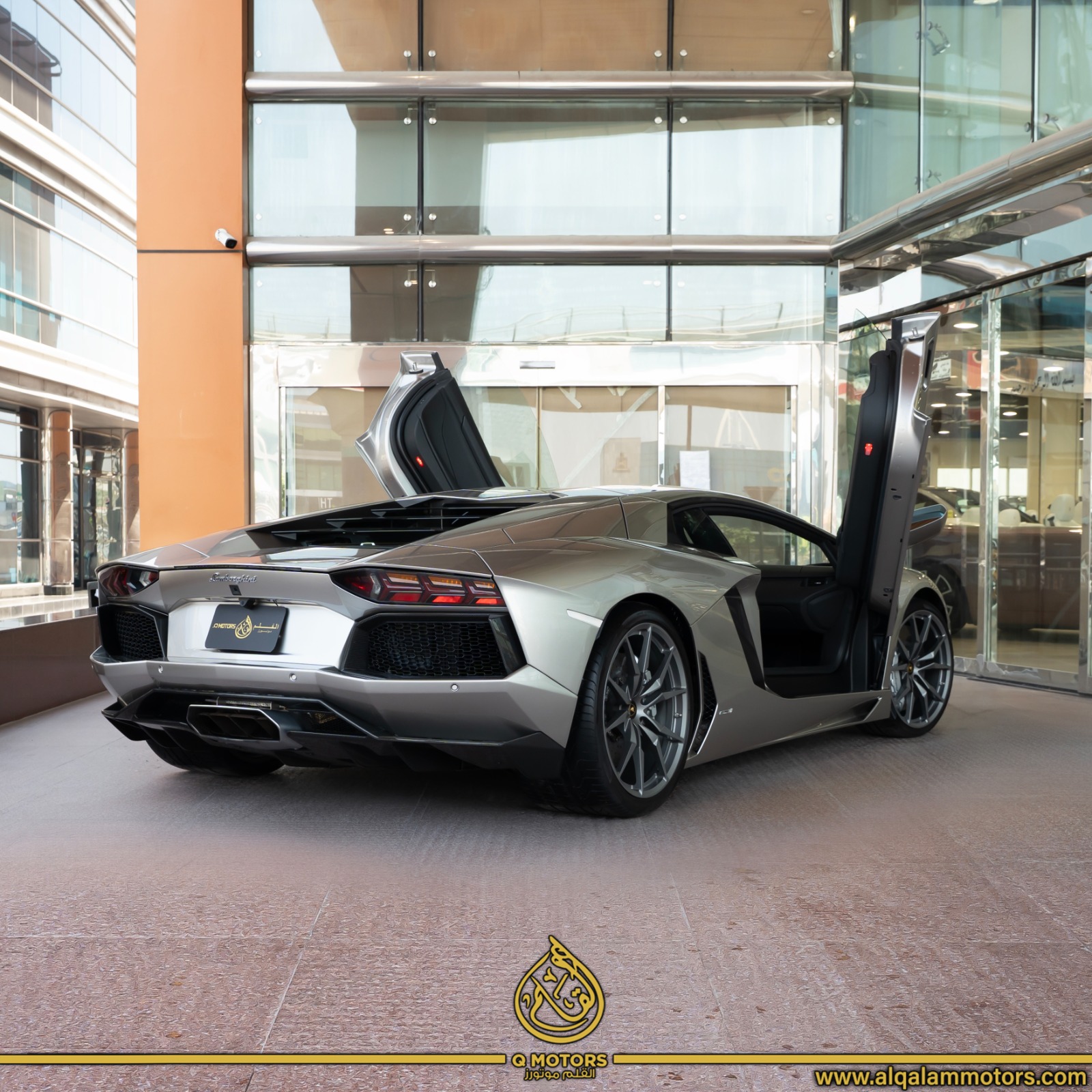 لامبورجيني افنتادور 2014