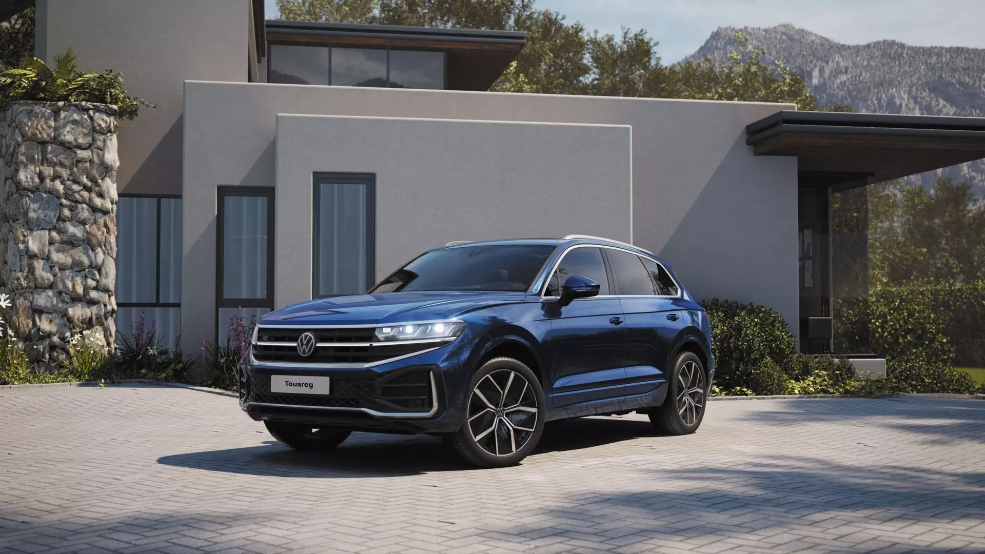 Discover Volkswagen Volkswagen Touareg Exterior Interior Images.Find all aspects and details of cars.