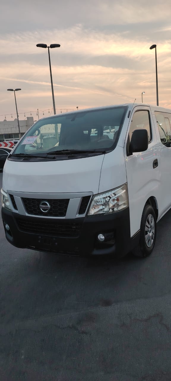 Nissan Urvan 2016