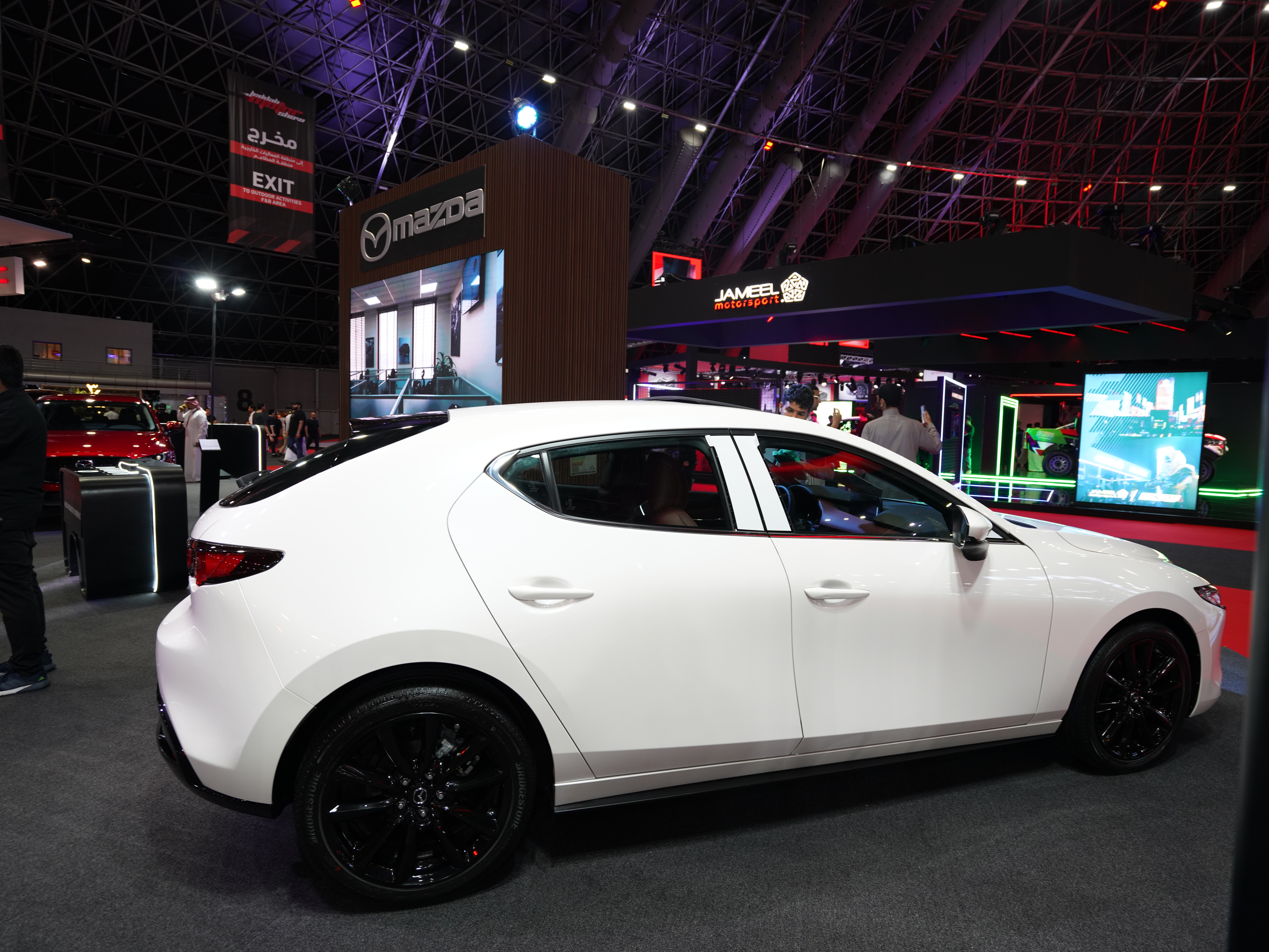 https://gcc-1307444343.cos.accelerate.myqcloud.com/cc/car-image/4b724d96