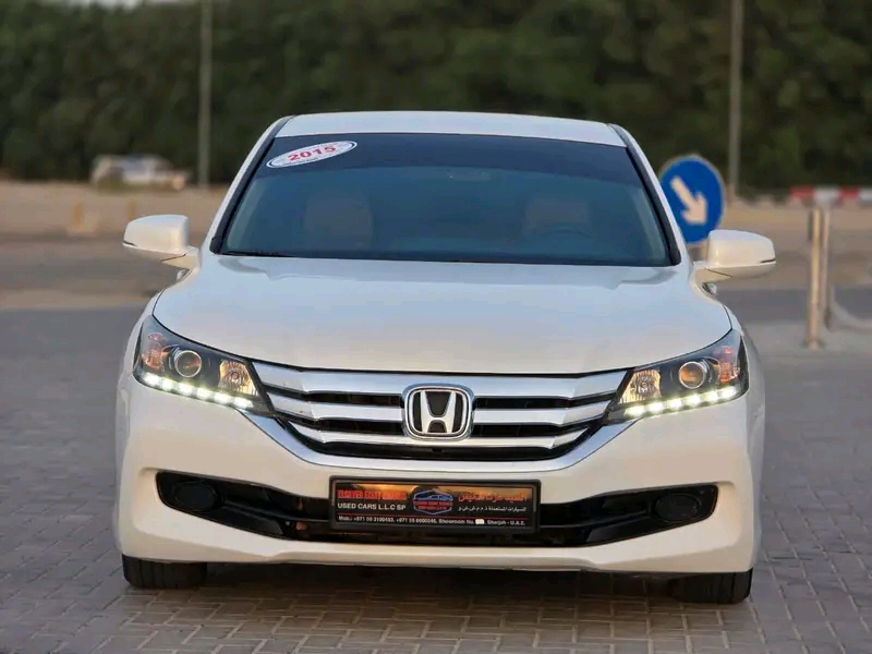 هوندا أكورد 2015