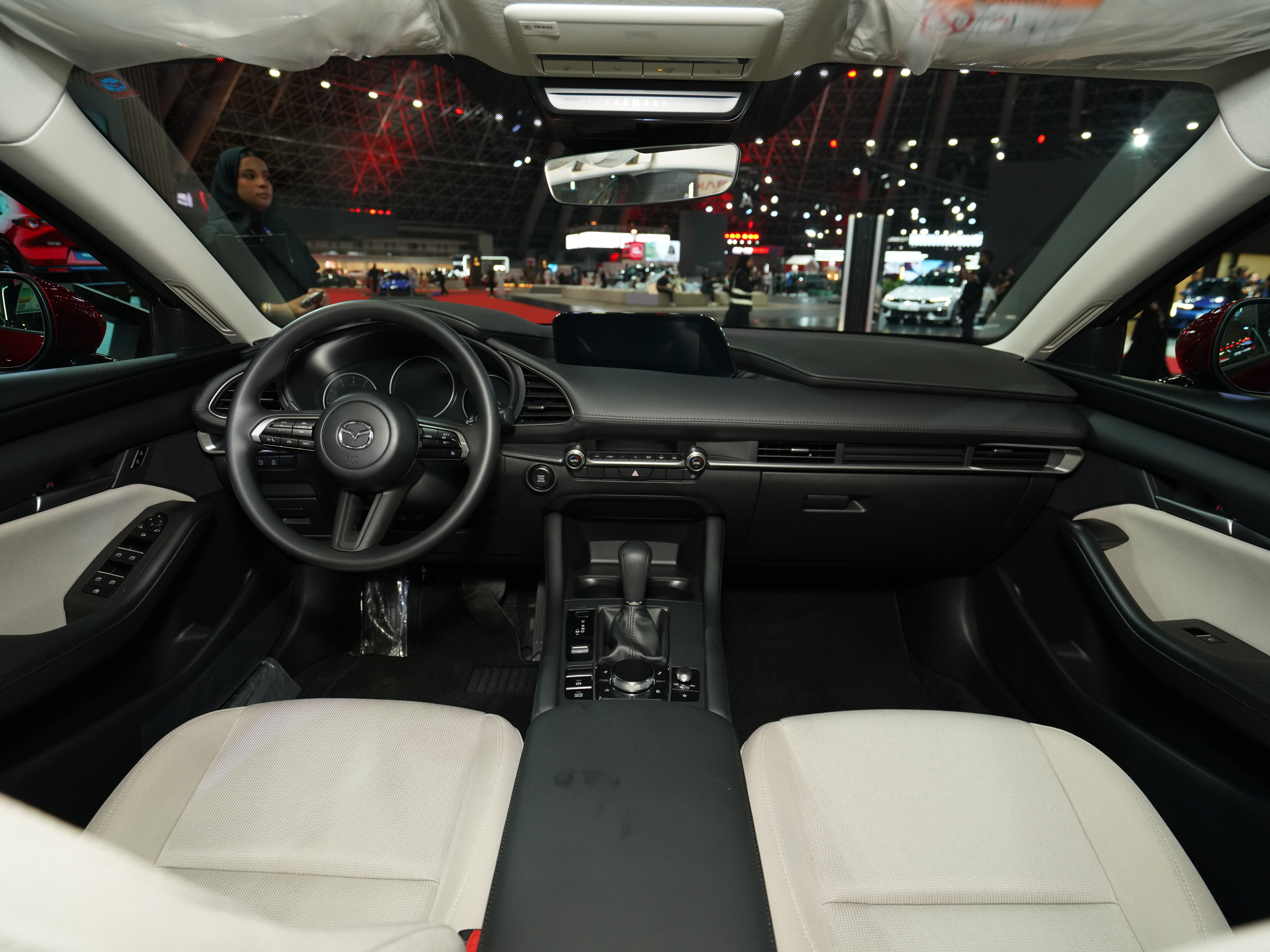 https://gcc-1307444343.cos.accelerate.myqcloud.com/cc/car-image/4c279207