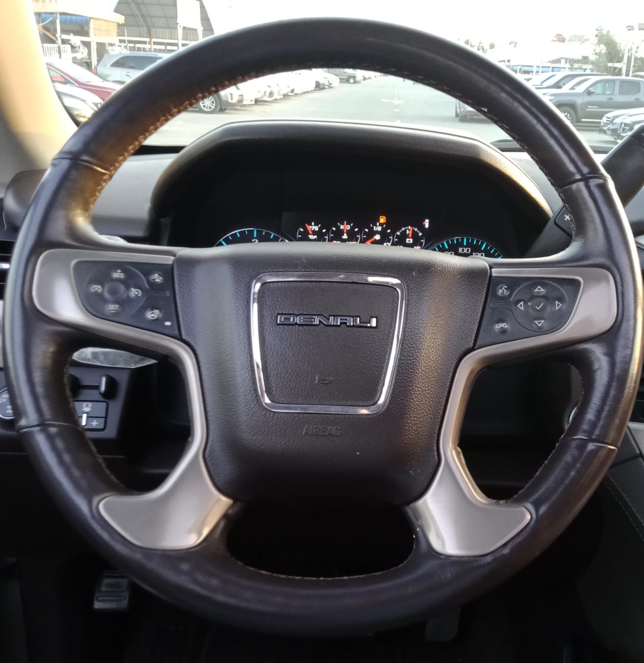 GMC Yukon 2017 6.2L