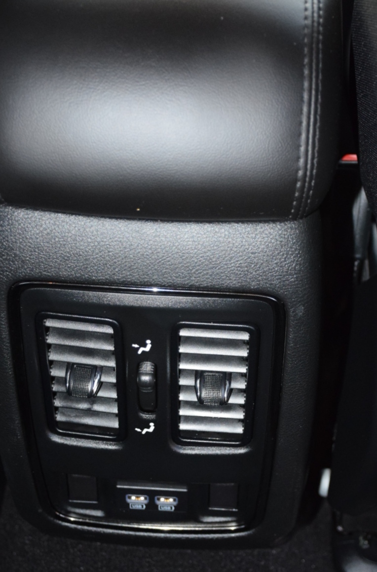 جيب جراند شيروكي 2022 5.7L