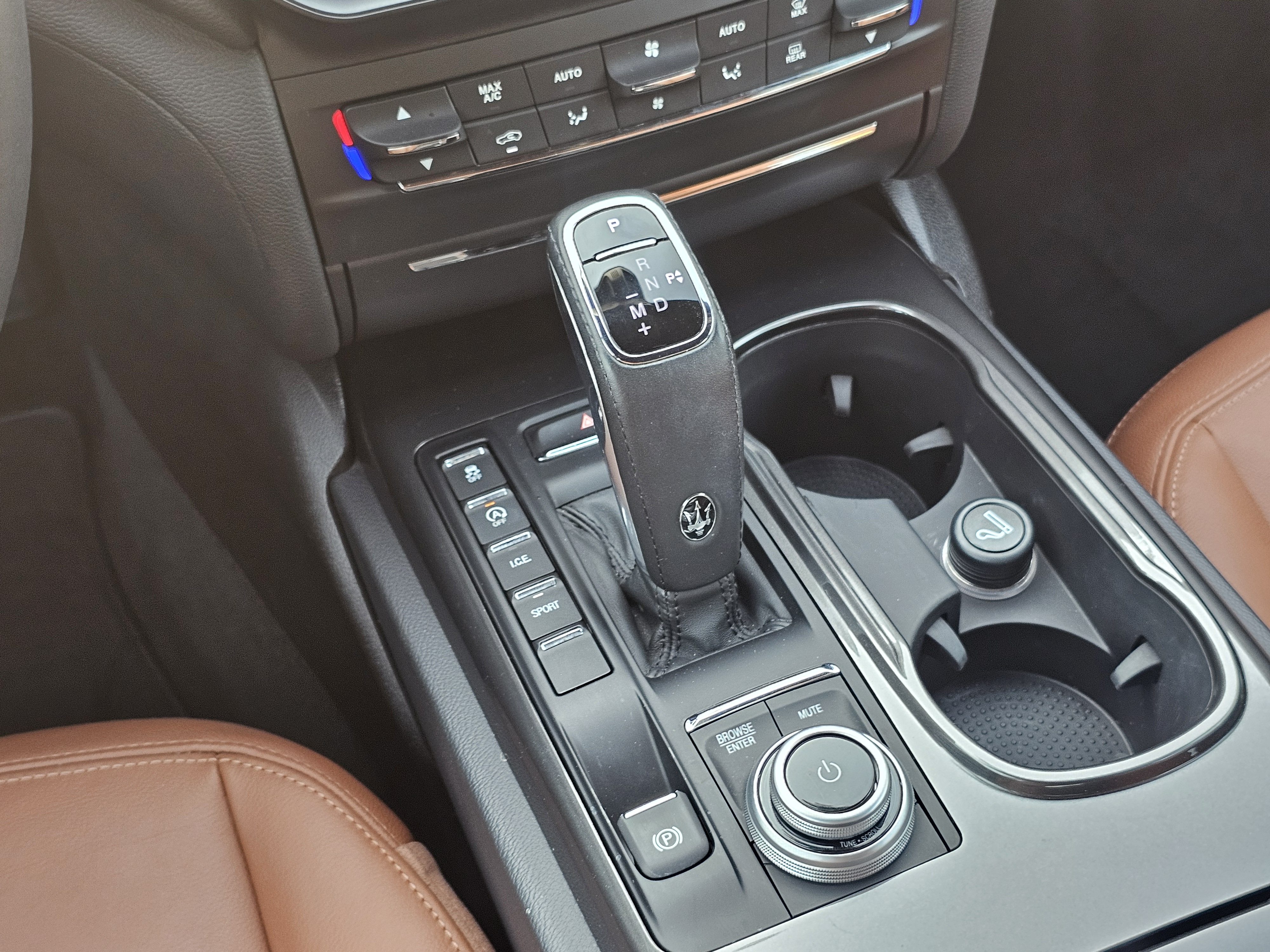 Maserati Ghibli 2021 2L