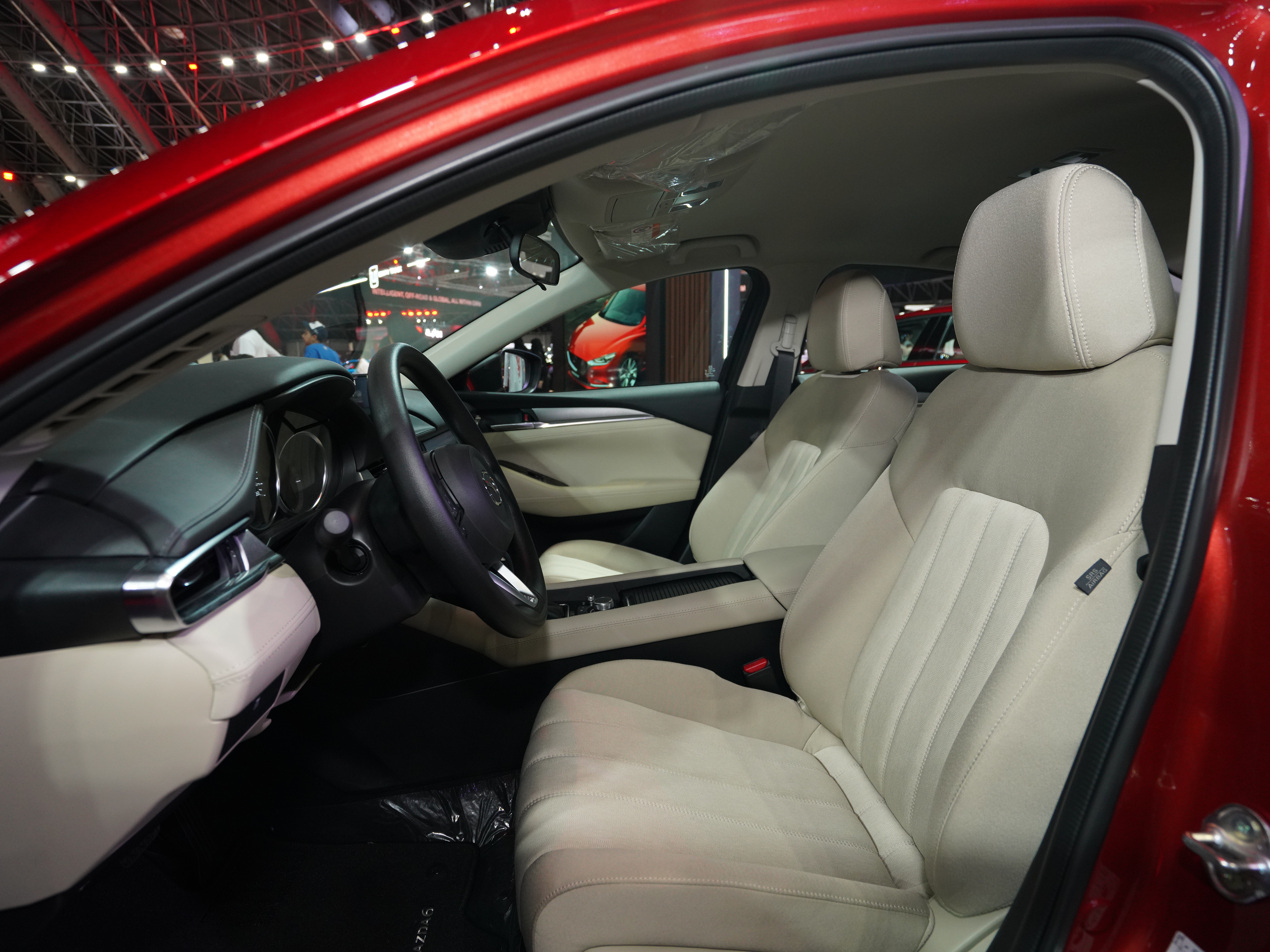 Discover Mazda Mazda 6 Exterior Interior Images.Find all aspects and details of cars.