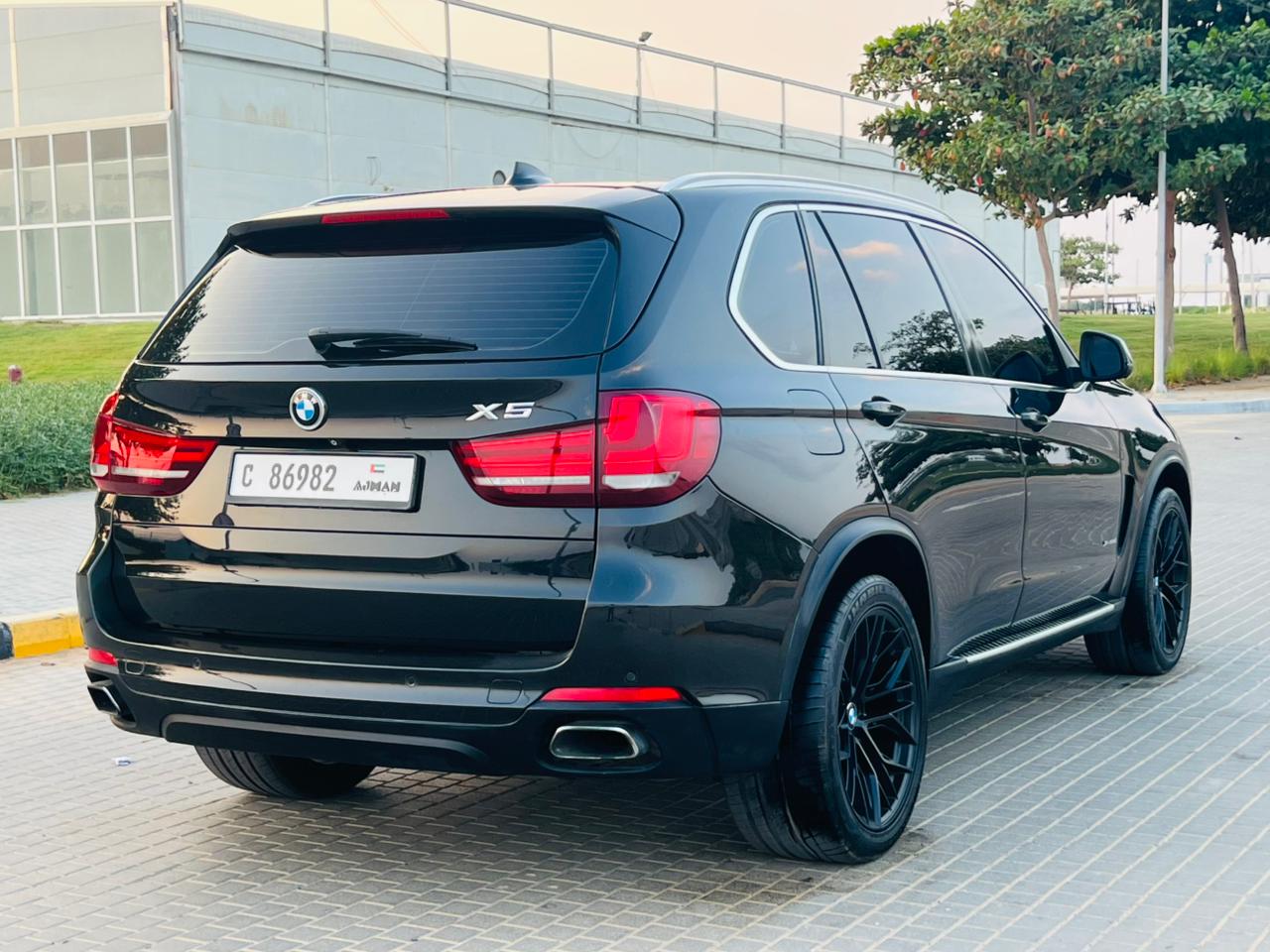 بي أم دبليو X5 2017