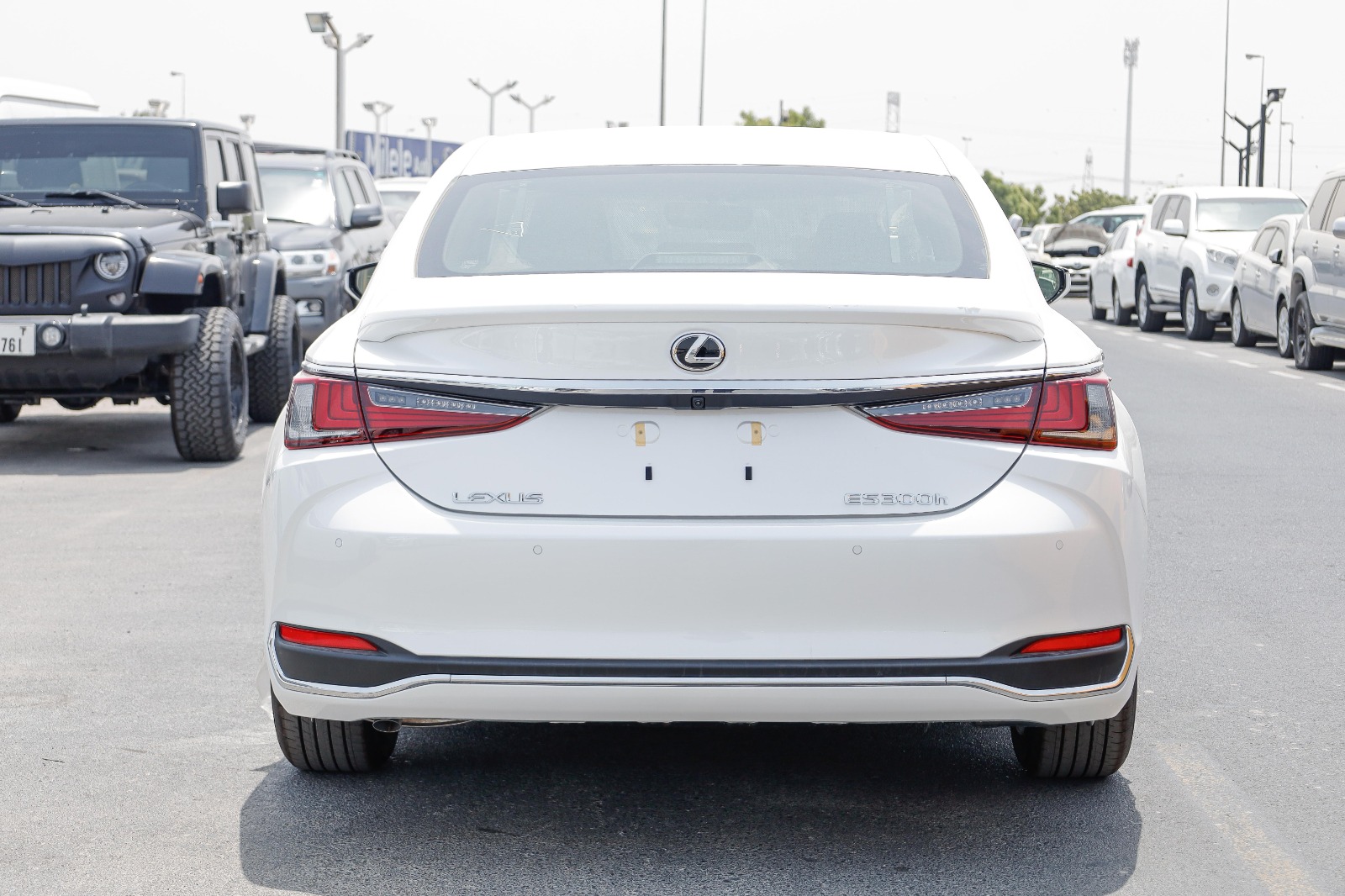 لكزس ES 2025 2.5L