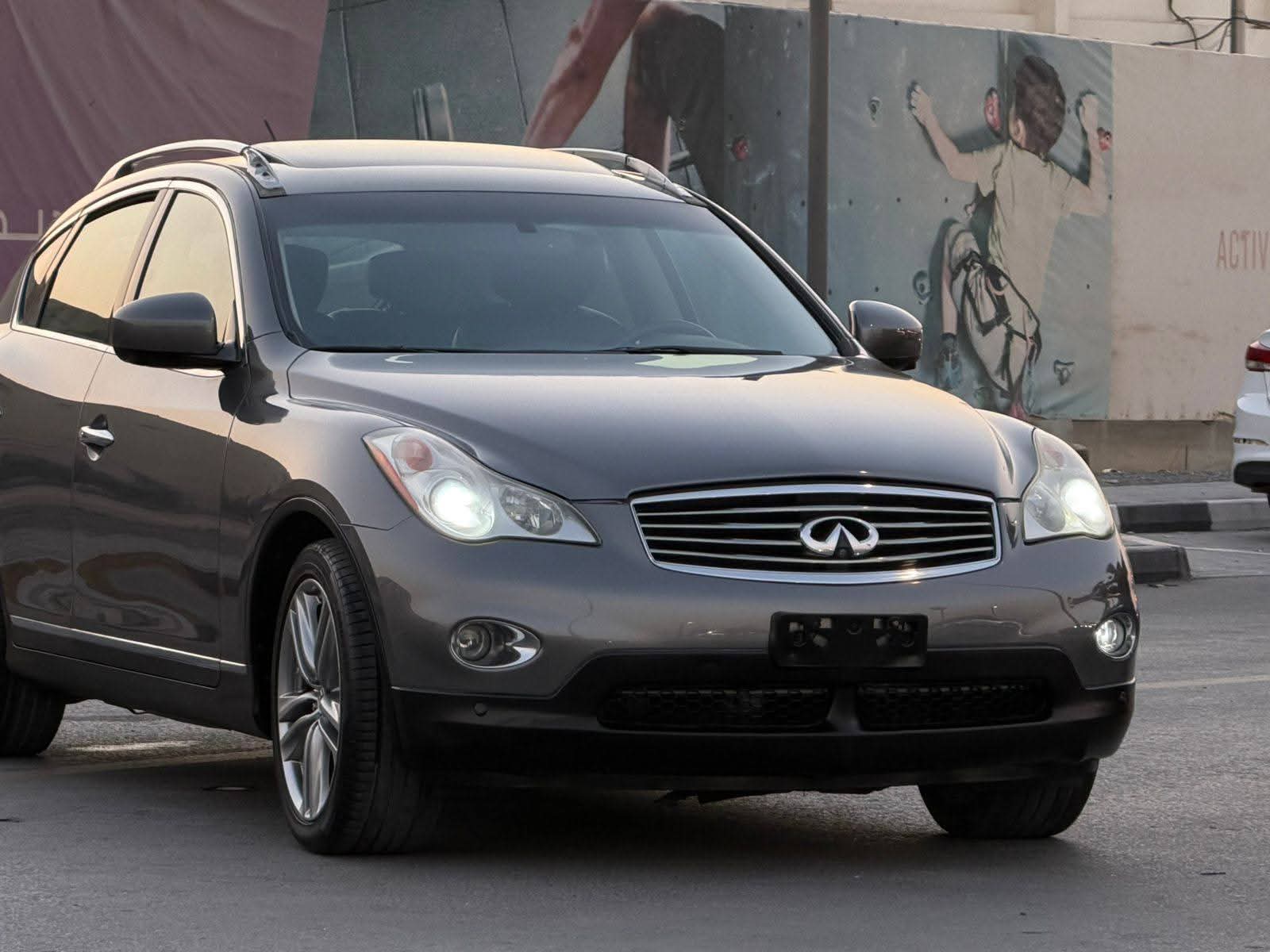Infiniti EX35 2011