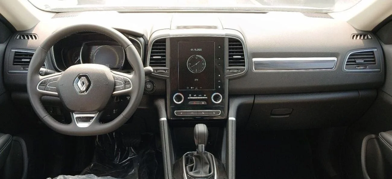 Discover undefined undefined Exterior Interior Images.Find all aspects and details of cars.