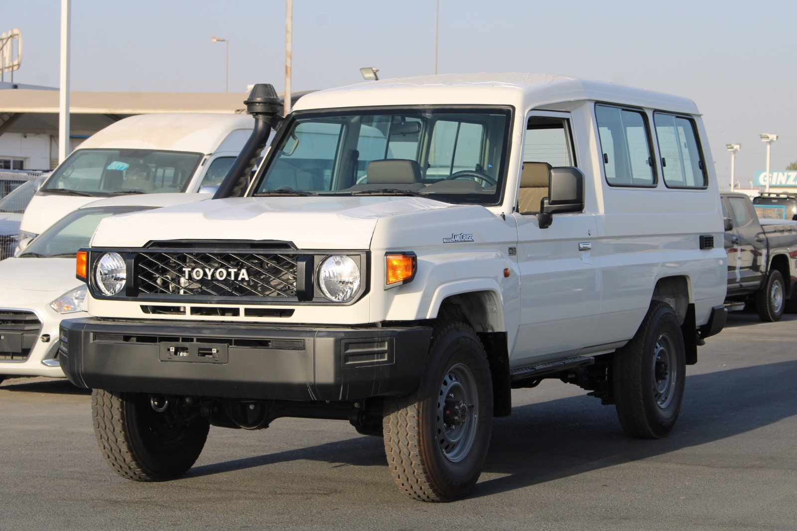 تويوتا لاند كروزر 70 2025 2.8L