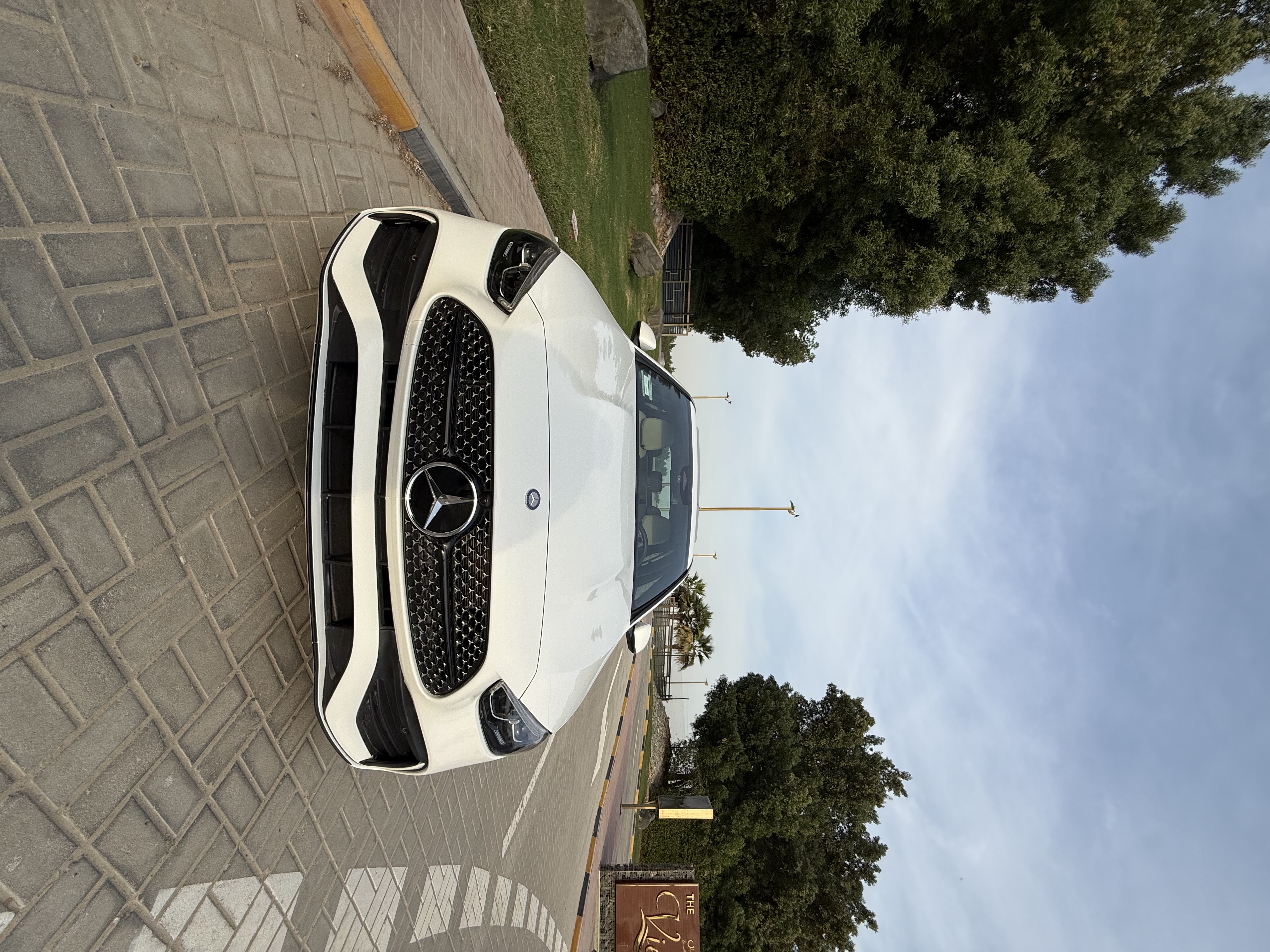 مرسيدس بنز C Class 2024