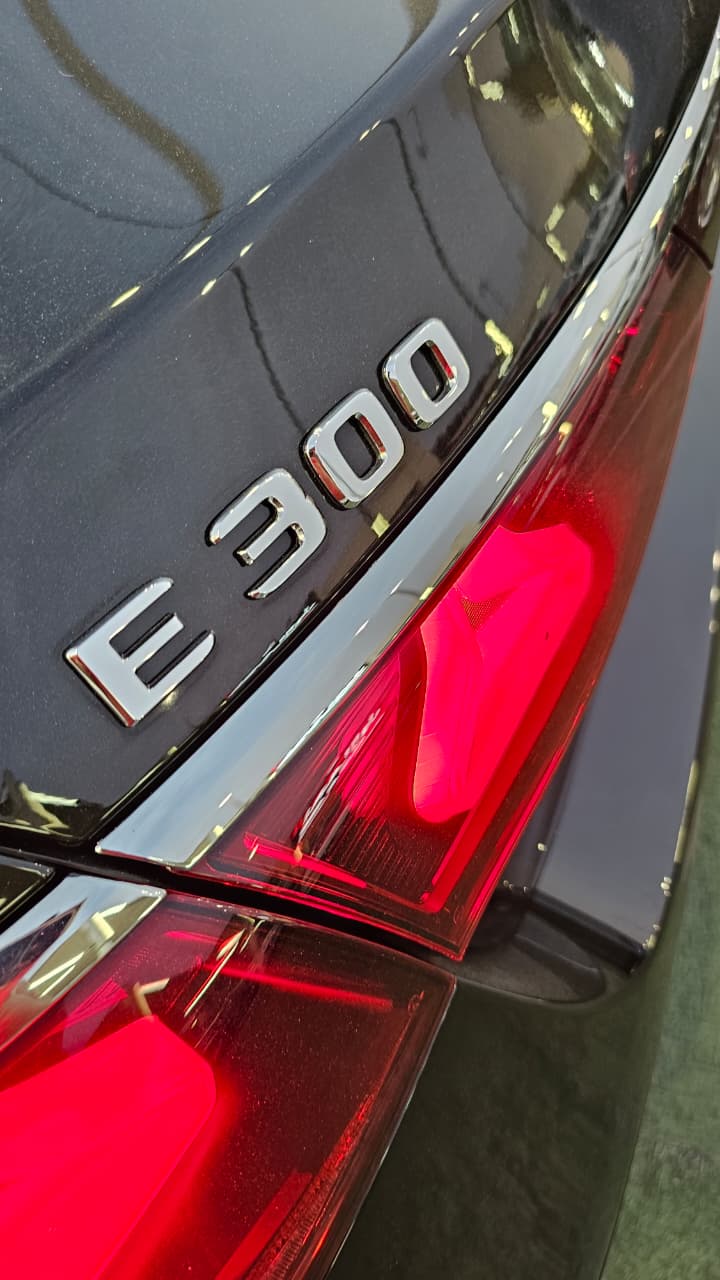 مرسيدس بنز E Class 2025