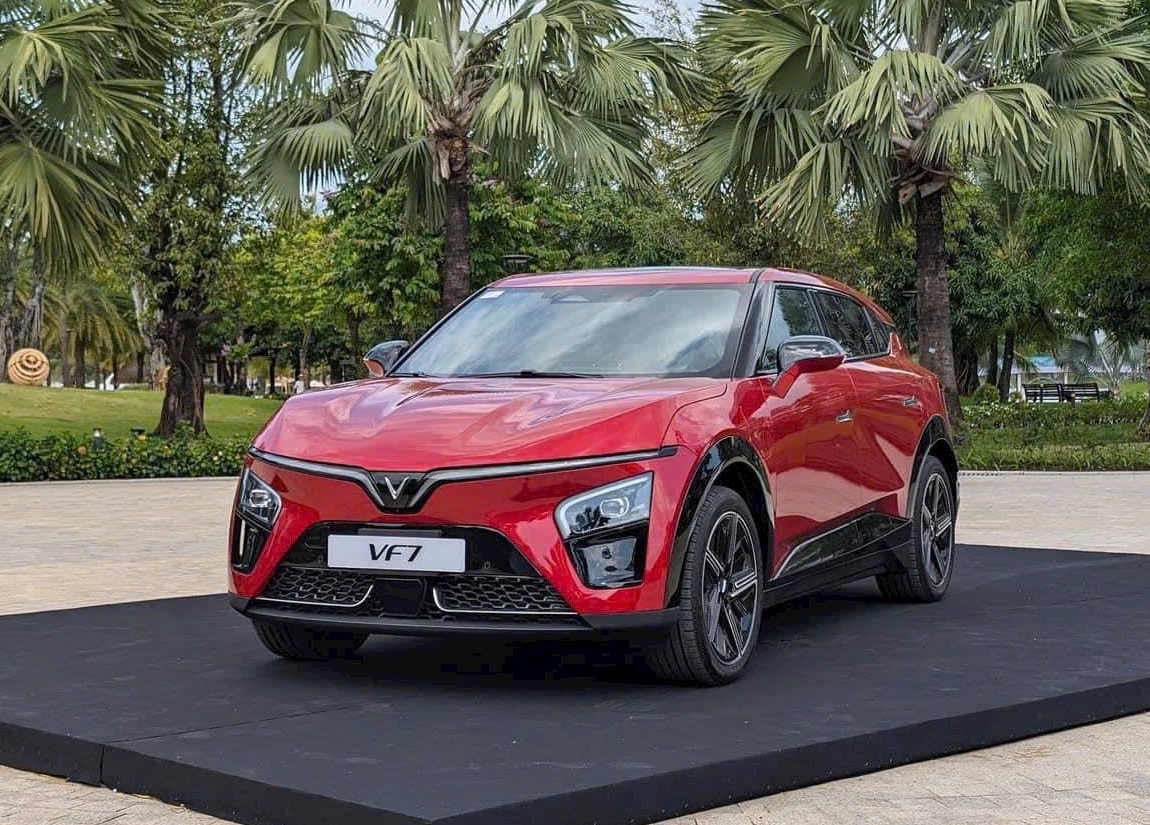 https://gcc-1307444343.cos.accelerate.myqcloud.com/cc/car-image/59d9e2bd