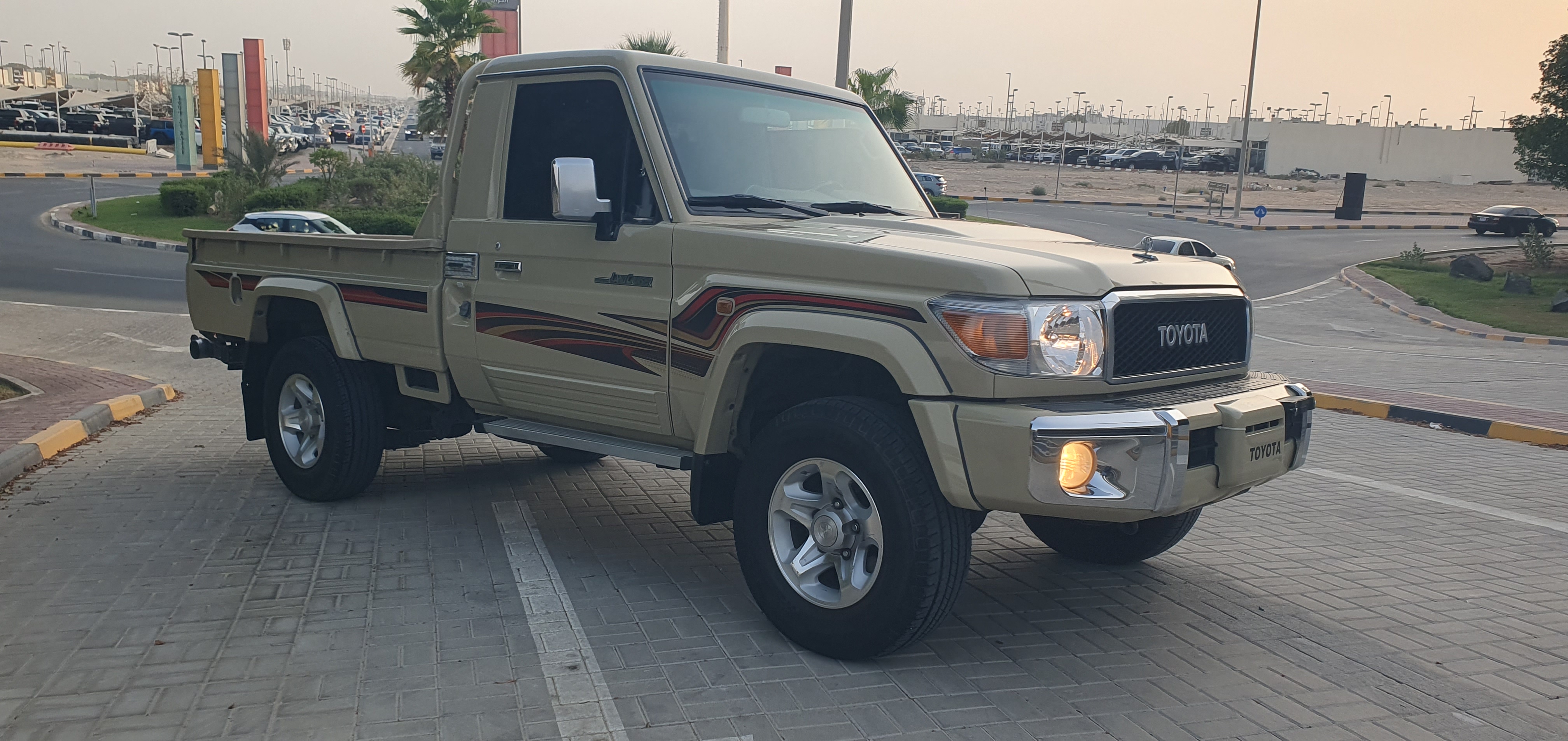 Toyota Land Cruiser Pick Up 2021 4L