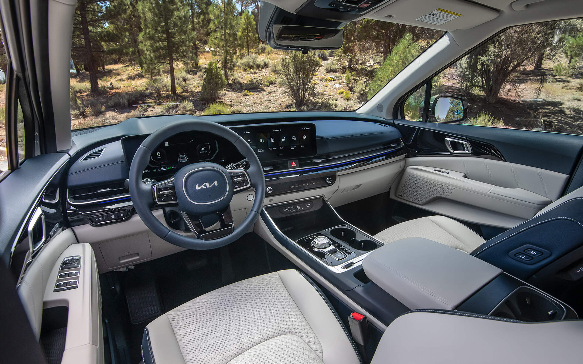 https://gcc-1307444343.cos.accelerate.myqcloud.com/cc/car-image/657451c2