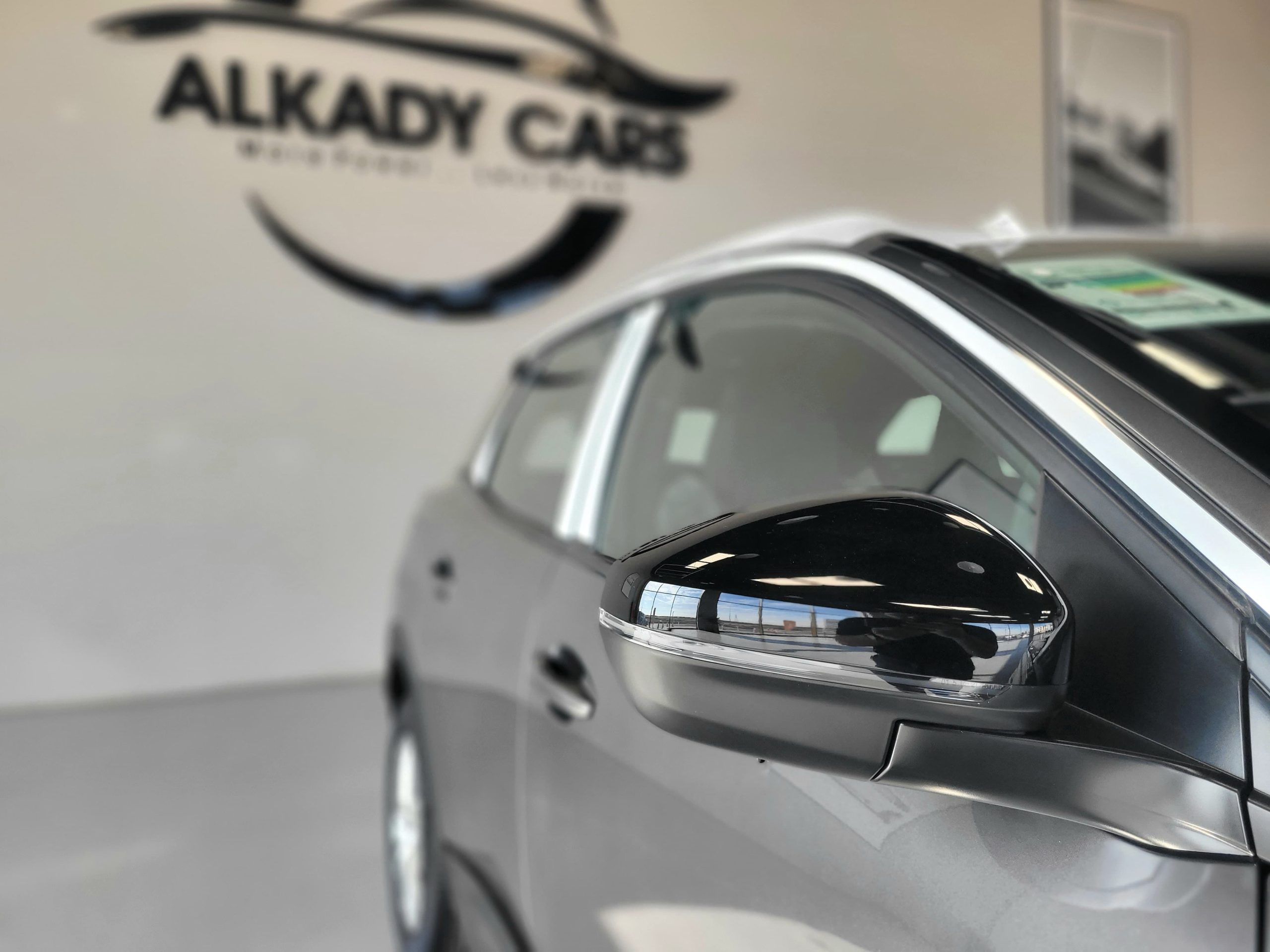 Peugeot 3008 2025 1.6L