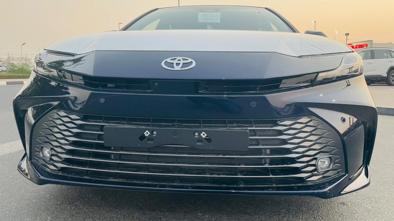 تويوتا كامري 2025