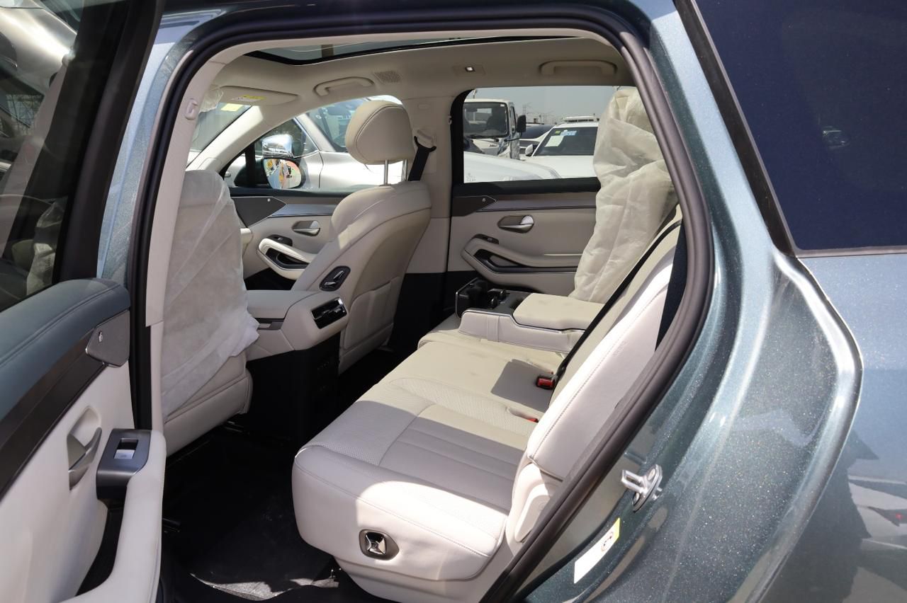 BYD Tang L EV 2025