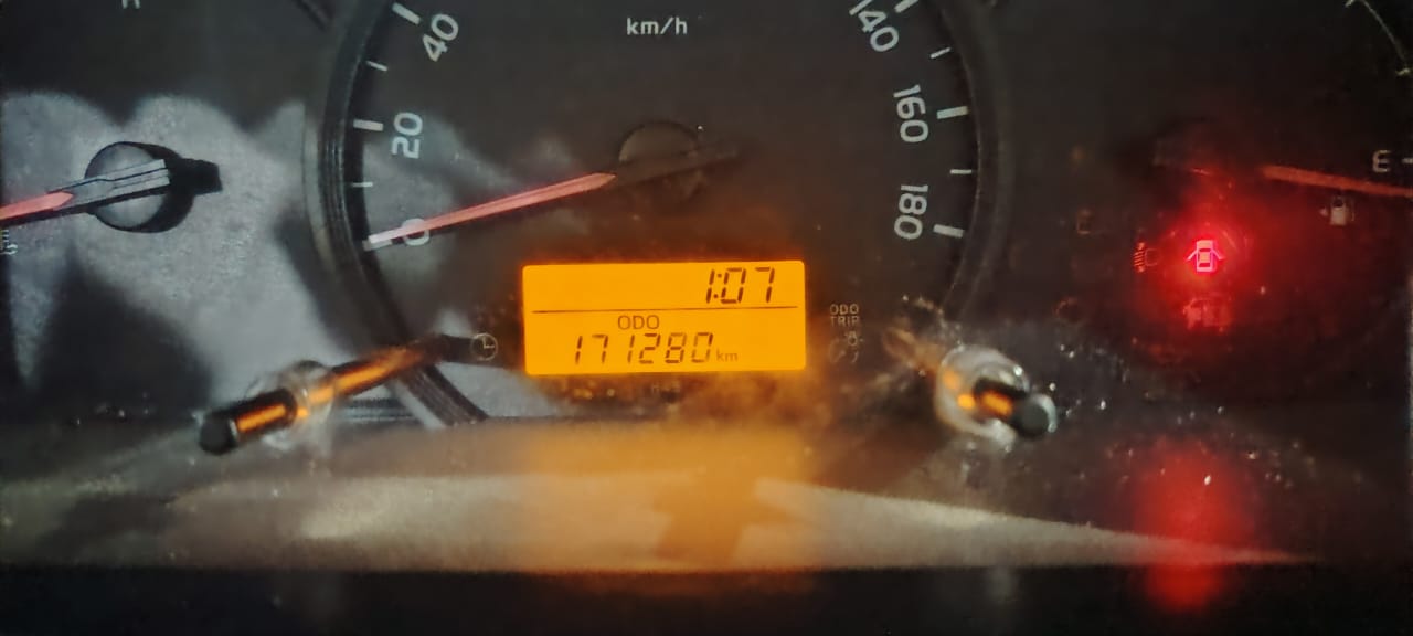 Toyota Hiace 2015