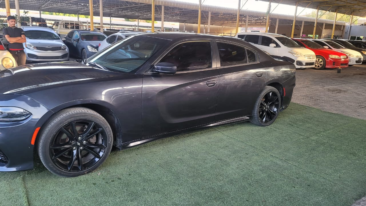 دودج تشارجر 2018