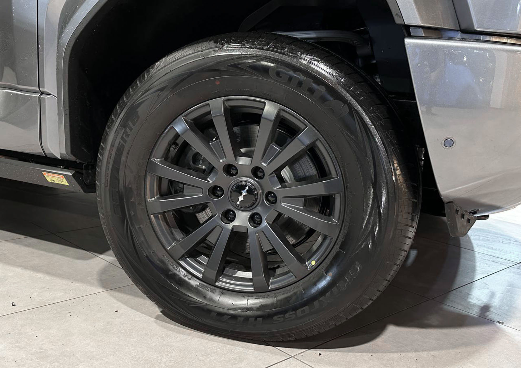 بي واي دي ليوبارد 5 2025 1.5L