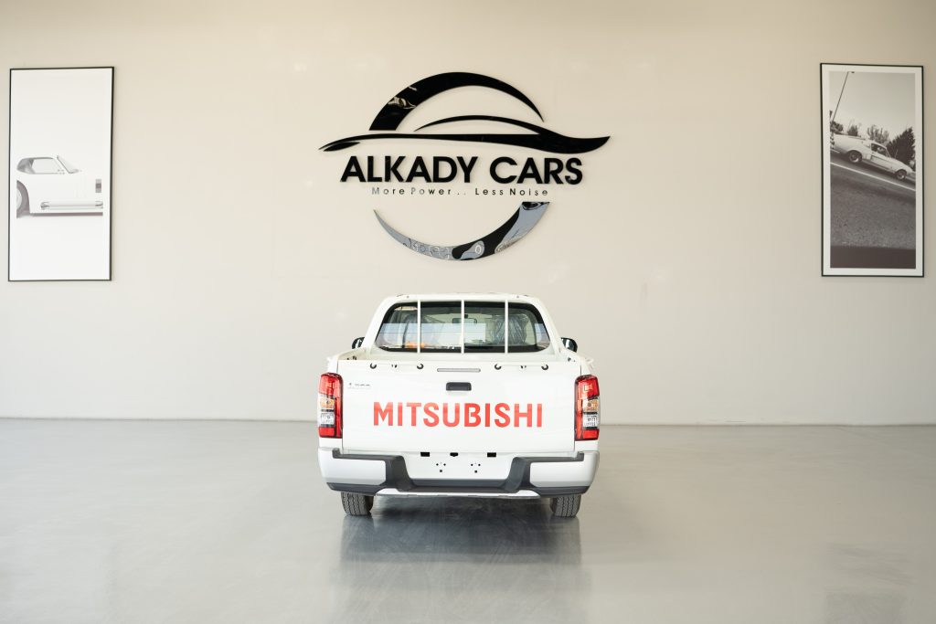Mitsubishi L200 2023 2.5L