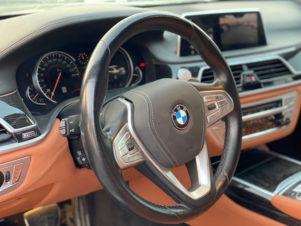 https://gcc-1307444343.cos.accelerate.myqcloud.com/cc/car-image/6de520dd