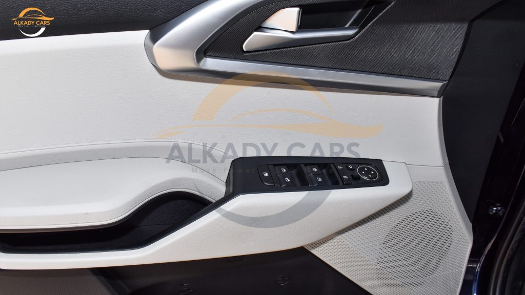 Kia Carens 2025 1.5L