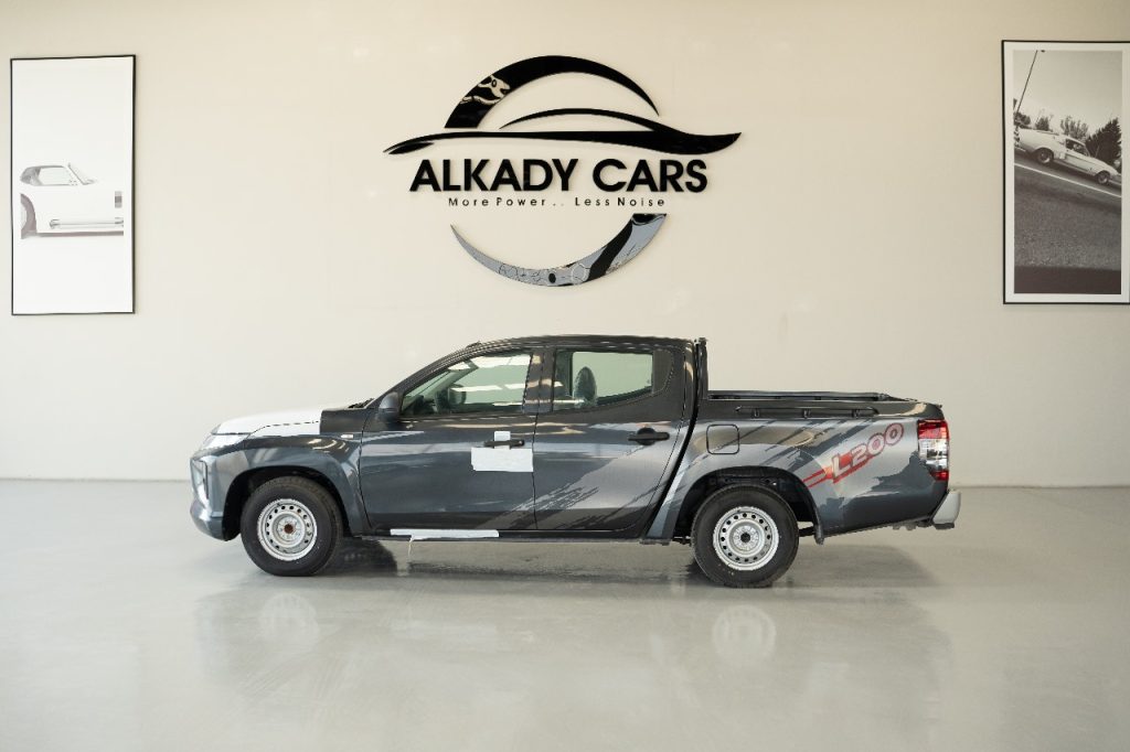 Mitsubishi L200 2023 2.5L