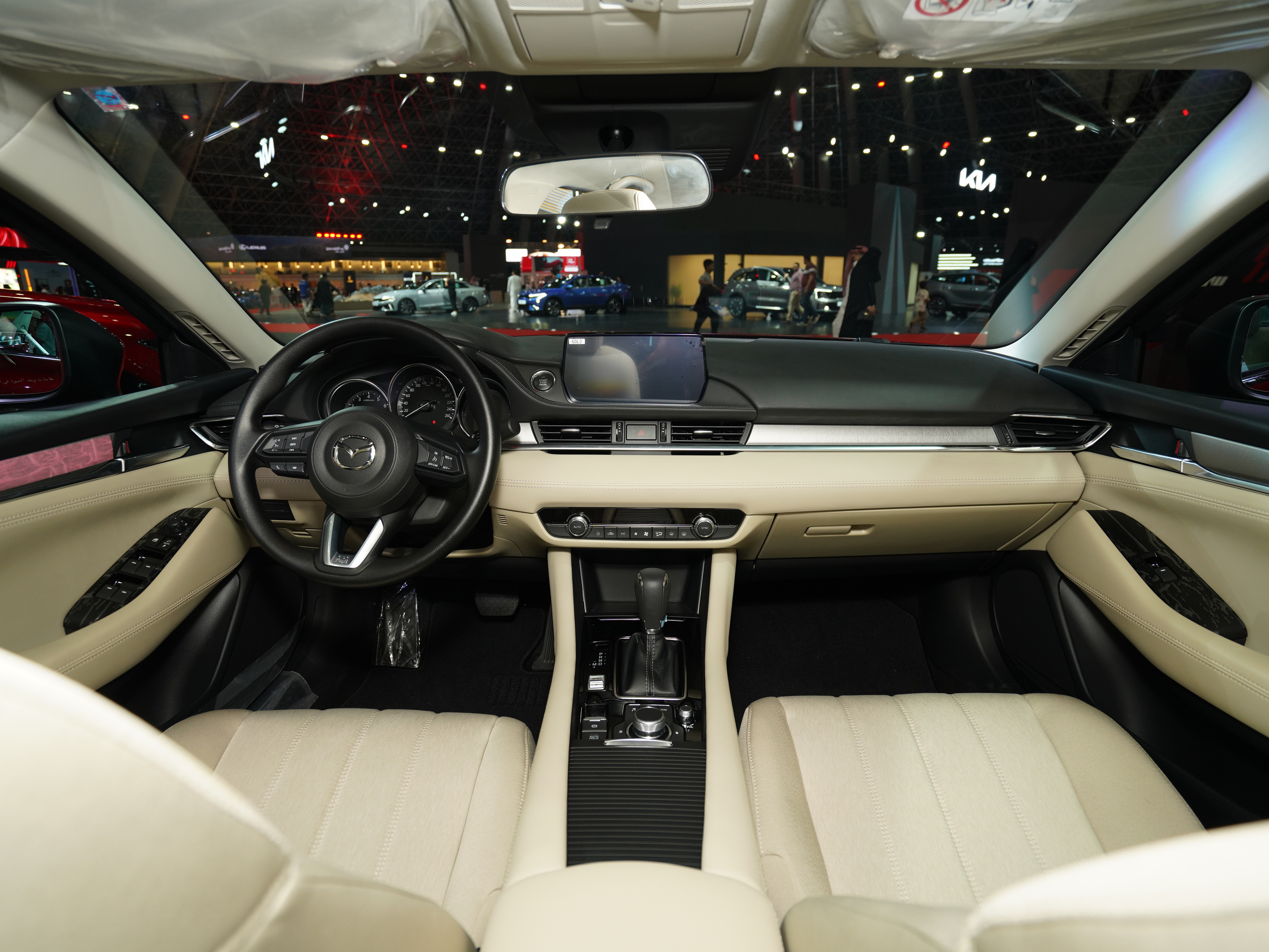 https://gcc-1307444343.cos.accelerate.myqcloud.com/cc/car-image/6f7b5969