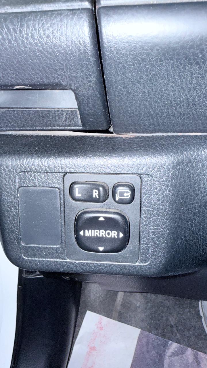 تويوتا يارس 2015