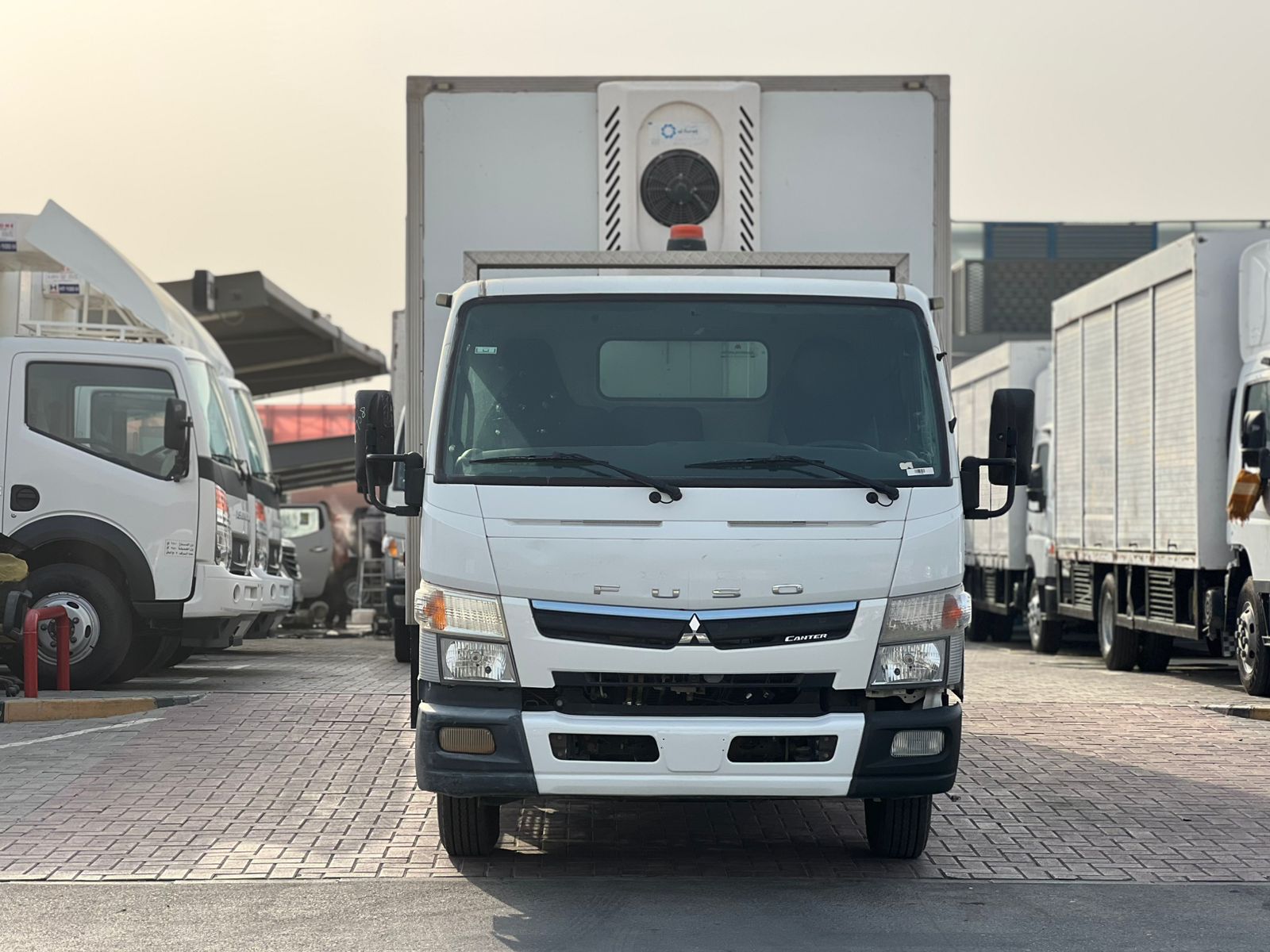 Mitsubishi Canter 2020