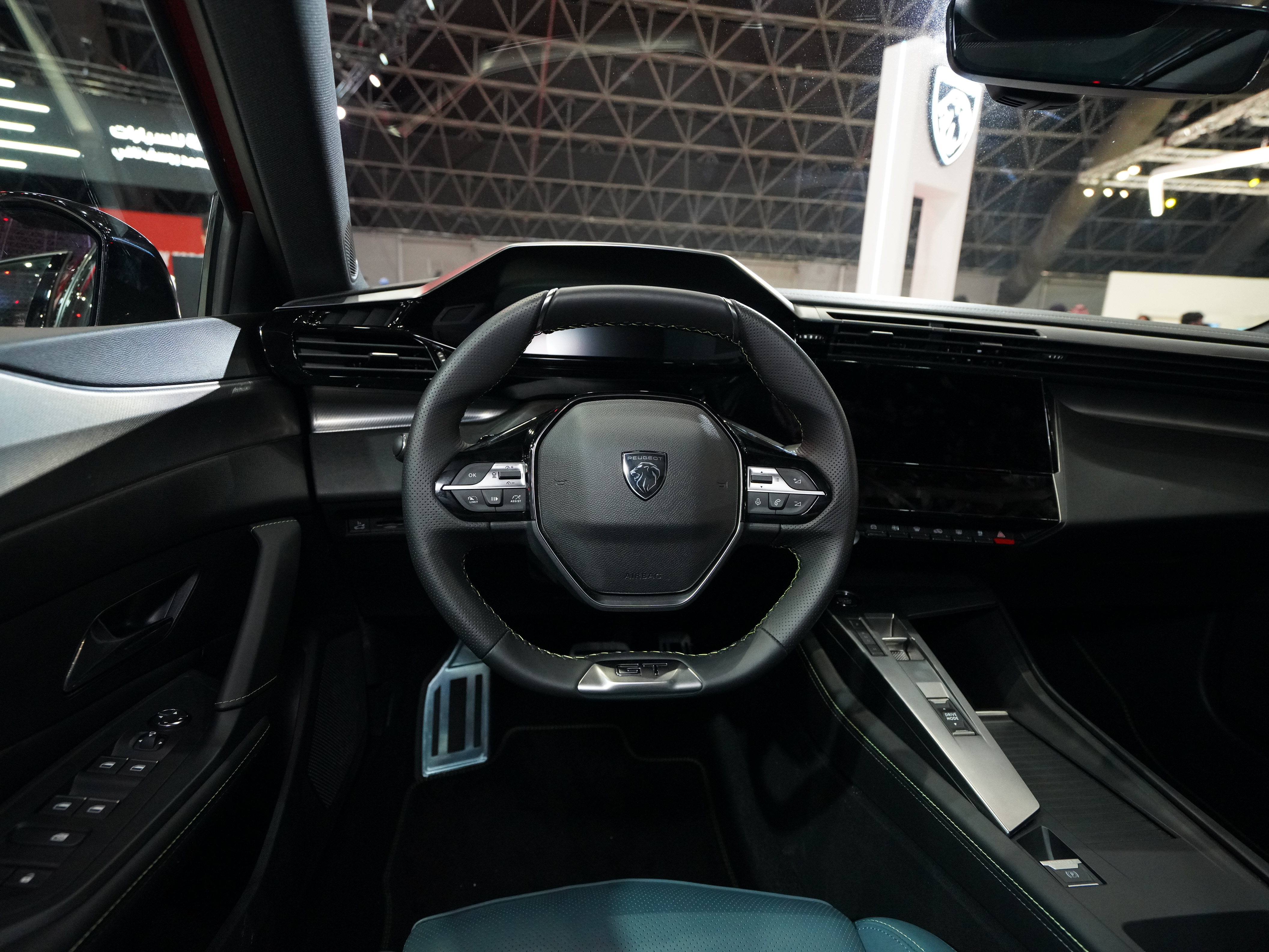 https://gcc-1307444343.cos.accelerate.myqcloud.com/cc/car-image/73660fe8