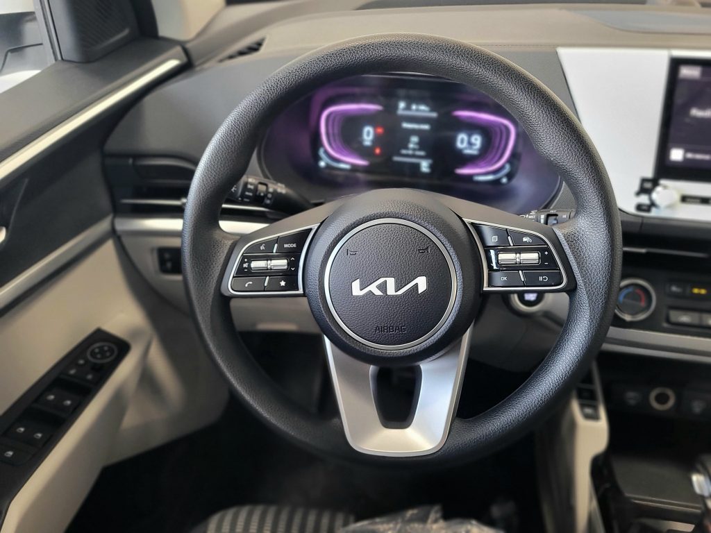 Kia Carens 2025 1.5L