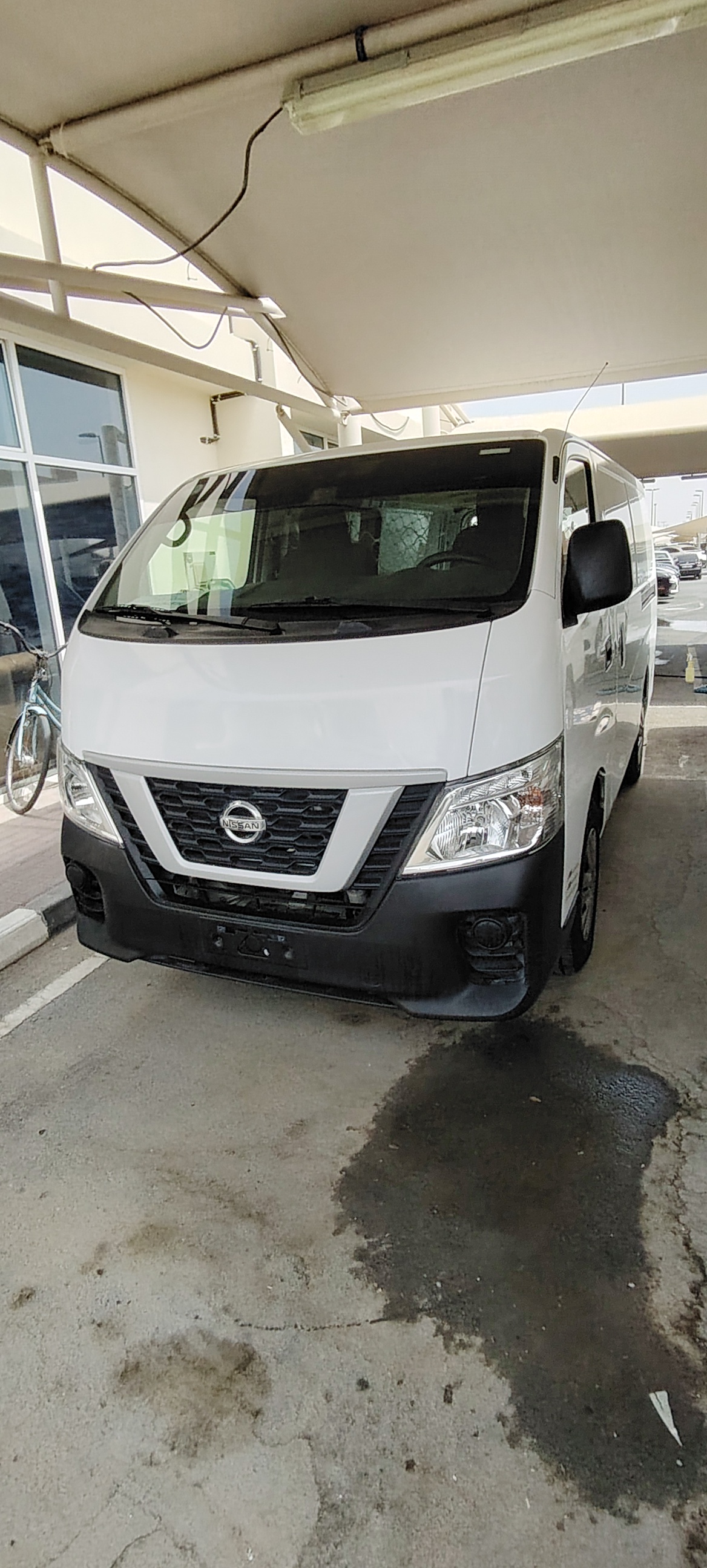Nissan Urvan 2022 2.4L