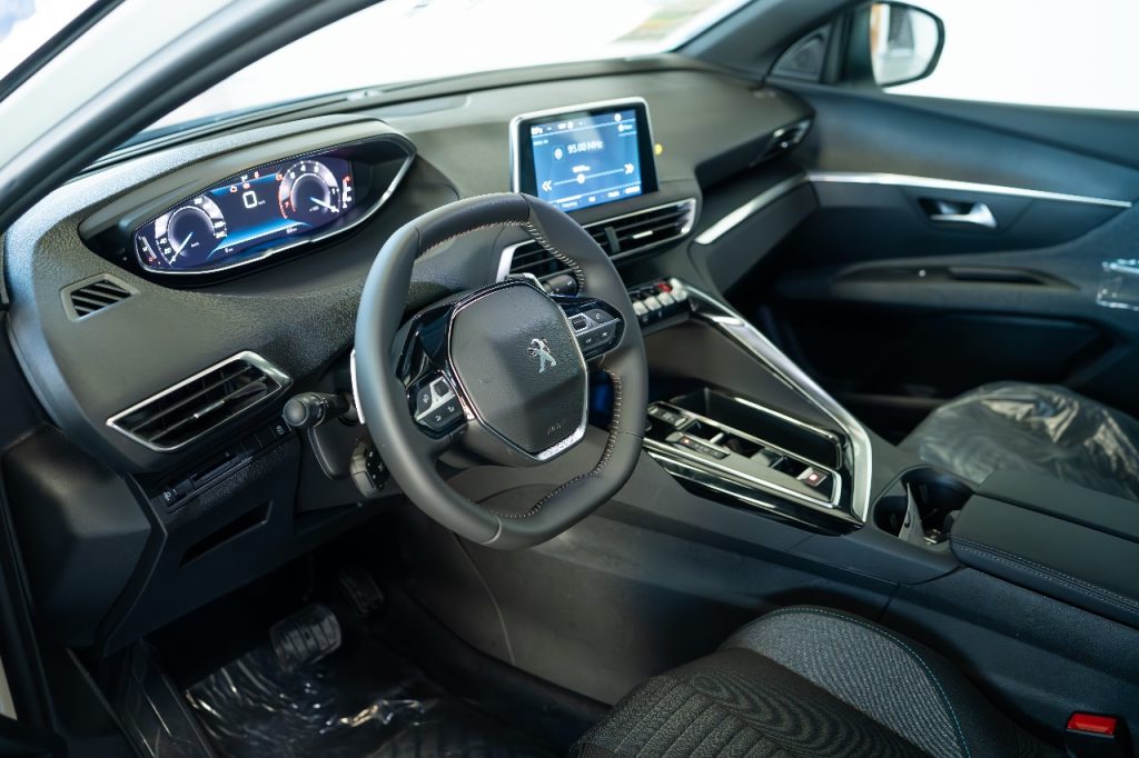 Peugeot 3008 2025 1.6L