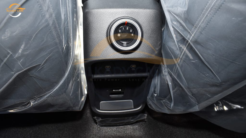 Kia Carens 2025 1.5L