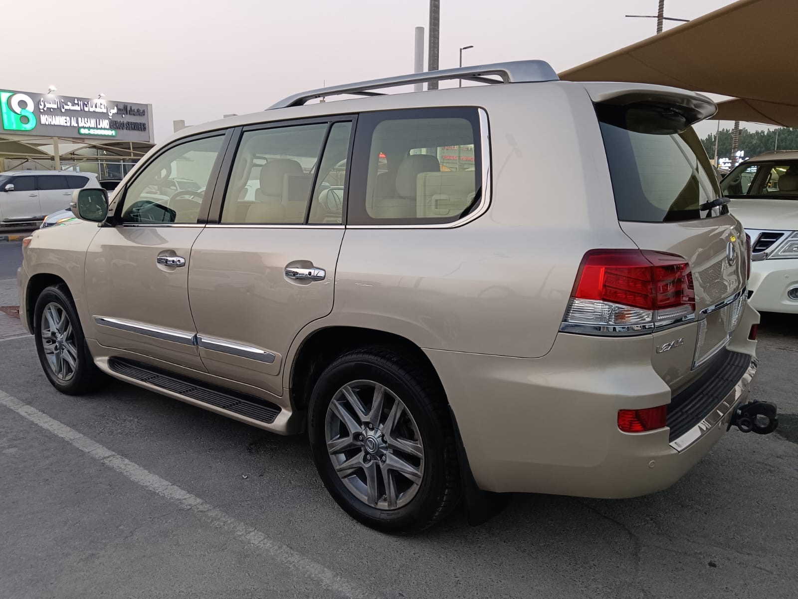 Lexus LX 2013 5700L