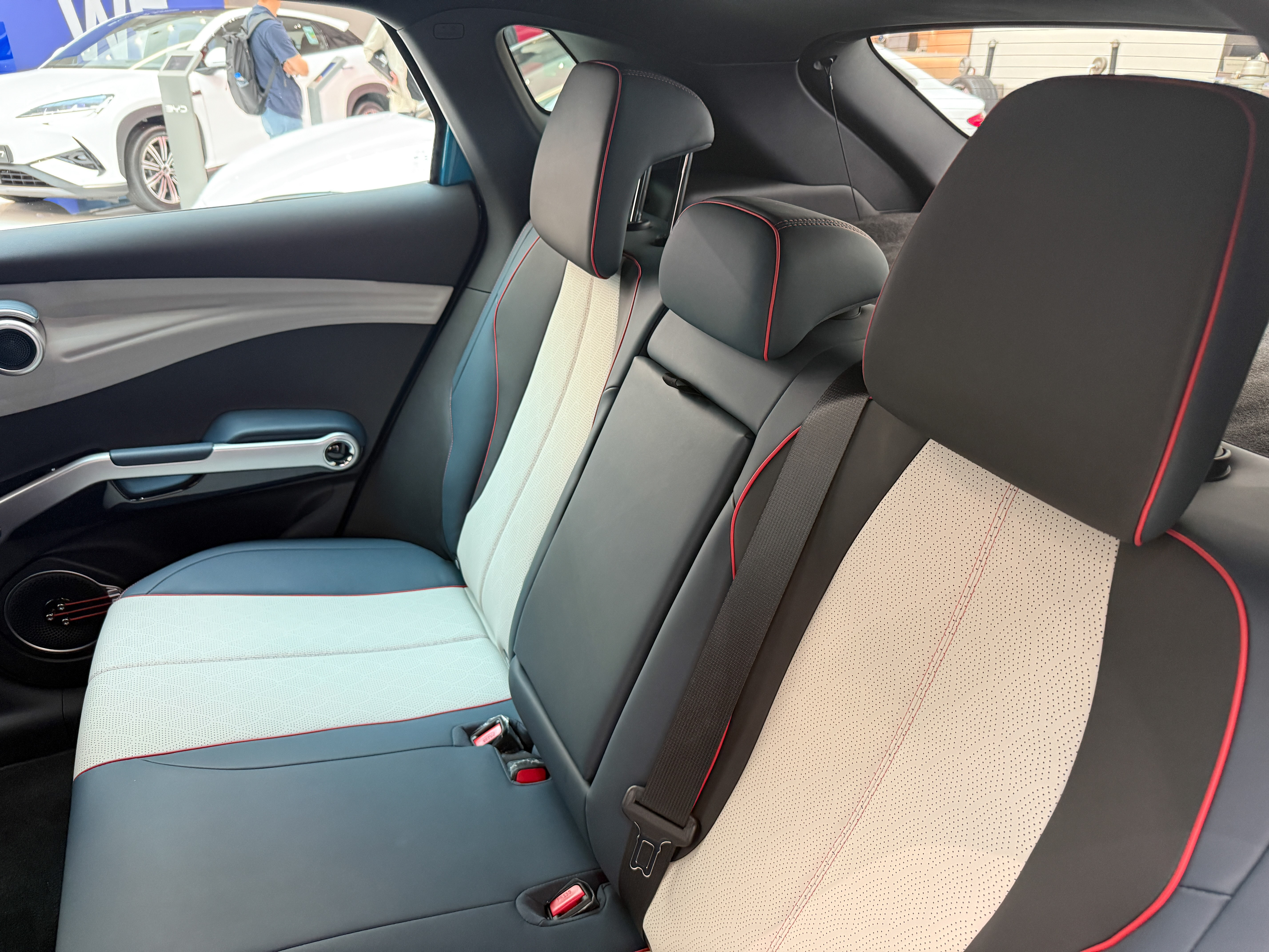 Discover BYD BYD Atto 3 Exterior Interior Images.Find all aspects and details of cars.