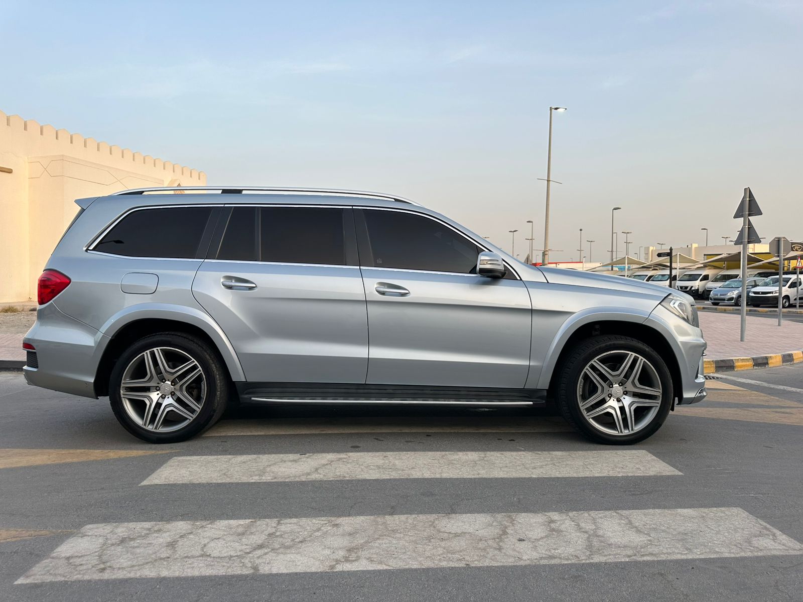 Mercedes Benz GL Class 2015 5000L