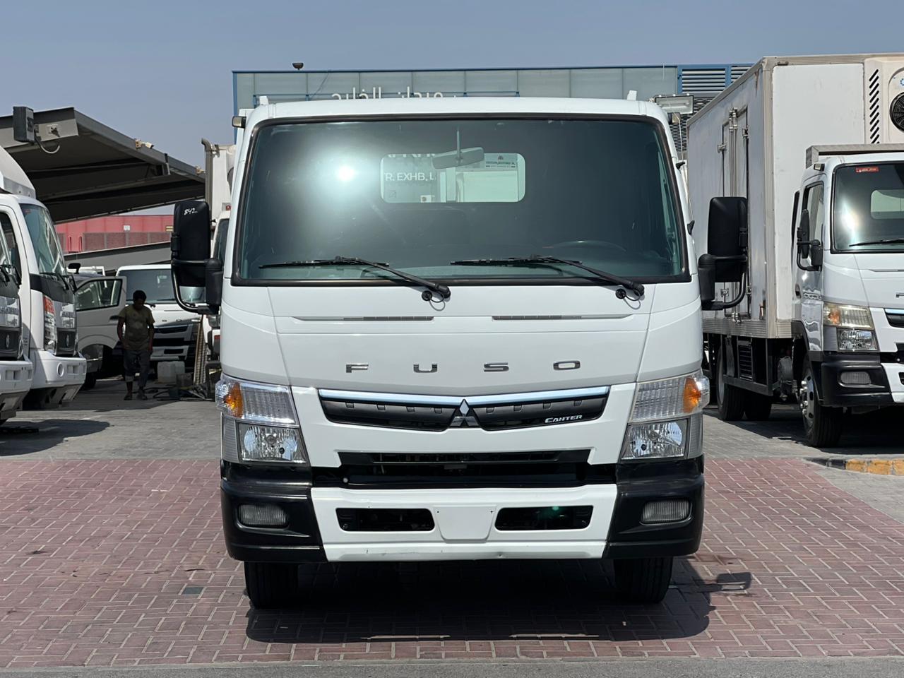Mitsubishi Canter 2020
