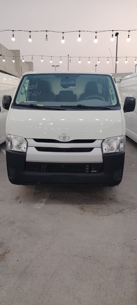 Toyota Hiace 2021