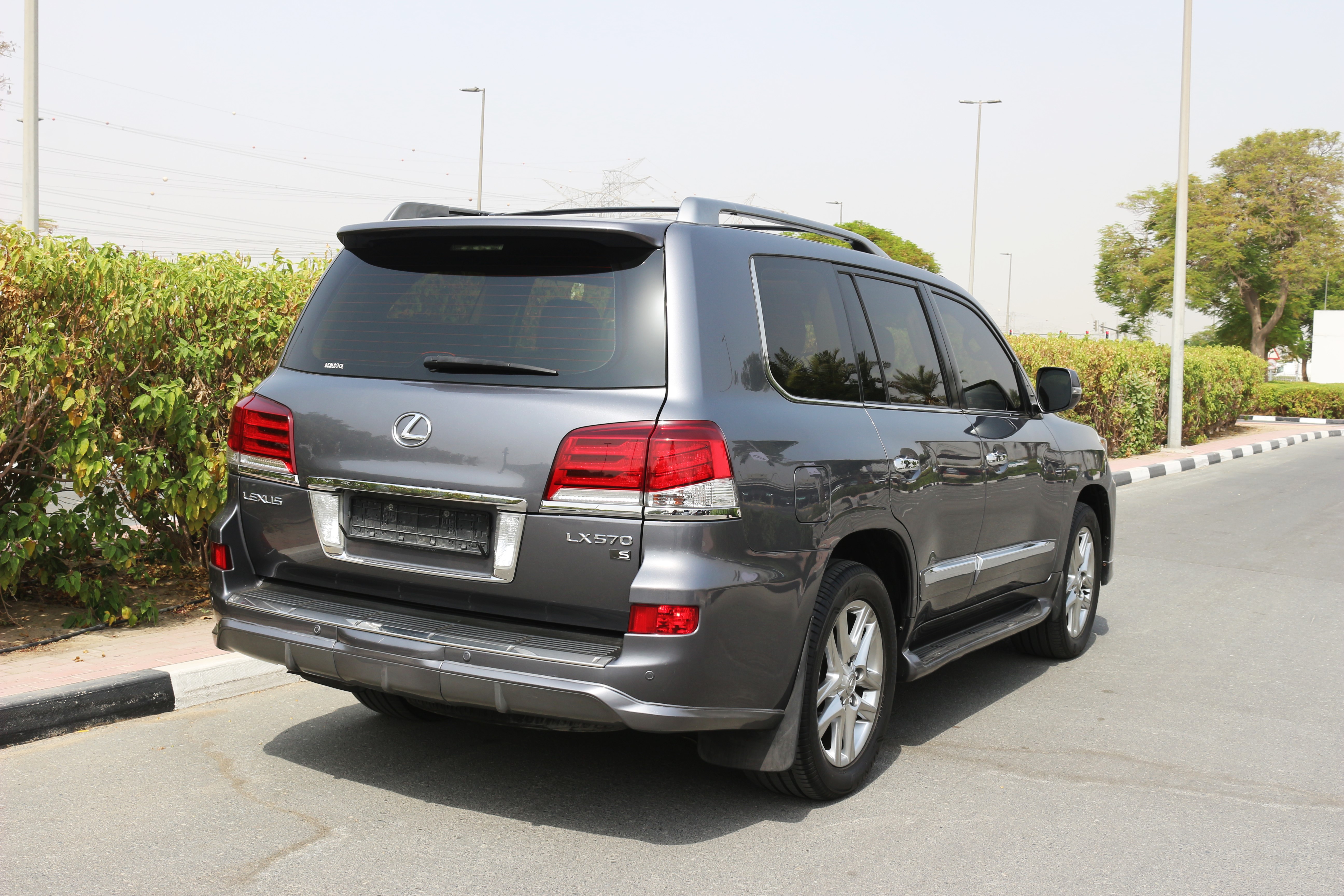 Lexus LX 2013