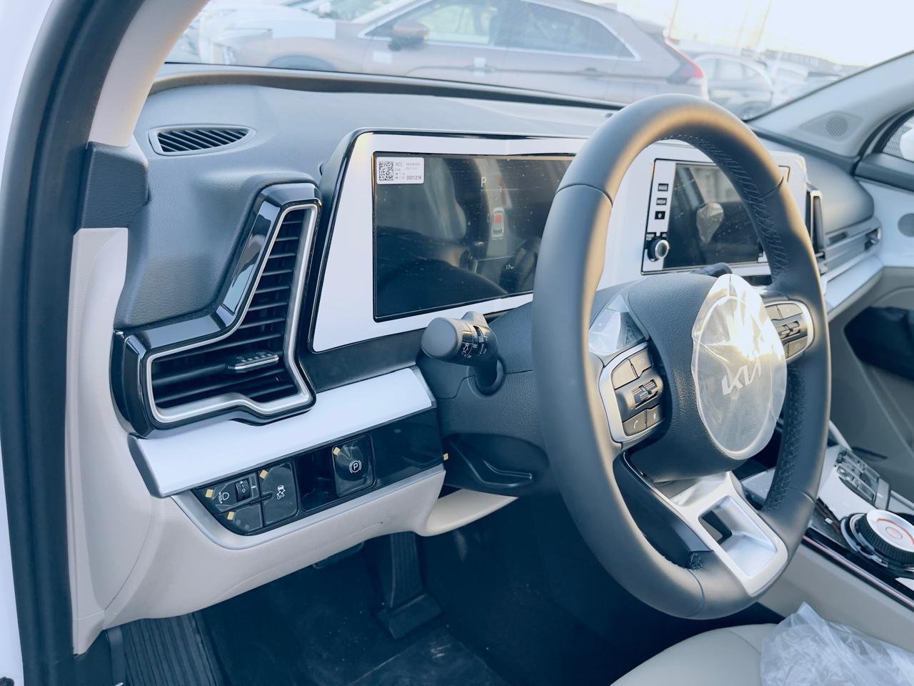 https://gcc-1307444343.cos.accelerate.myqcloud.com/cc/car-image/9367412a