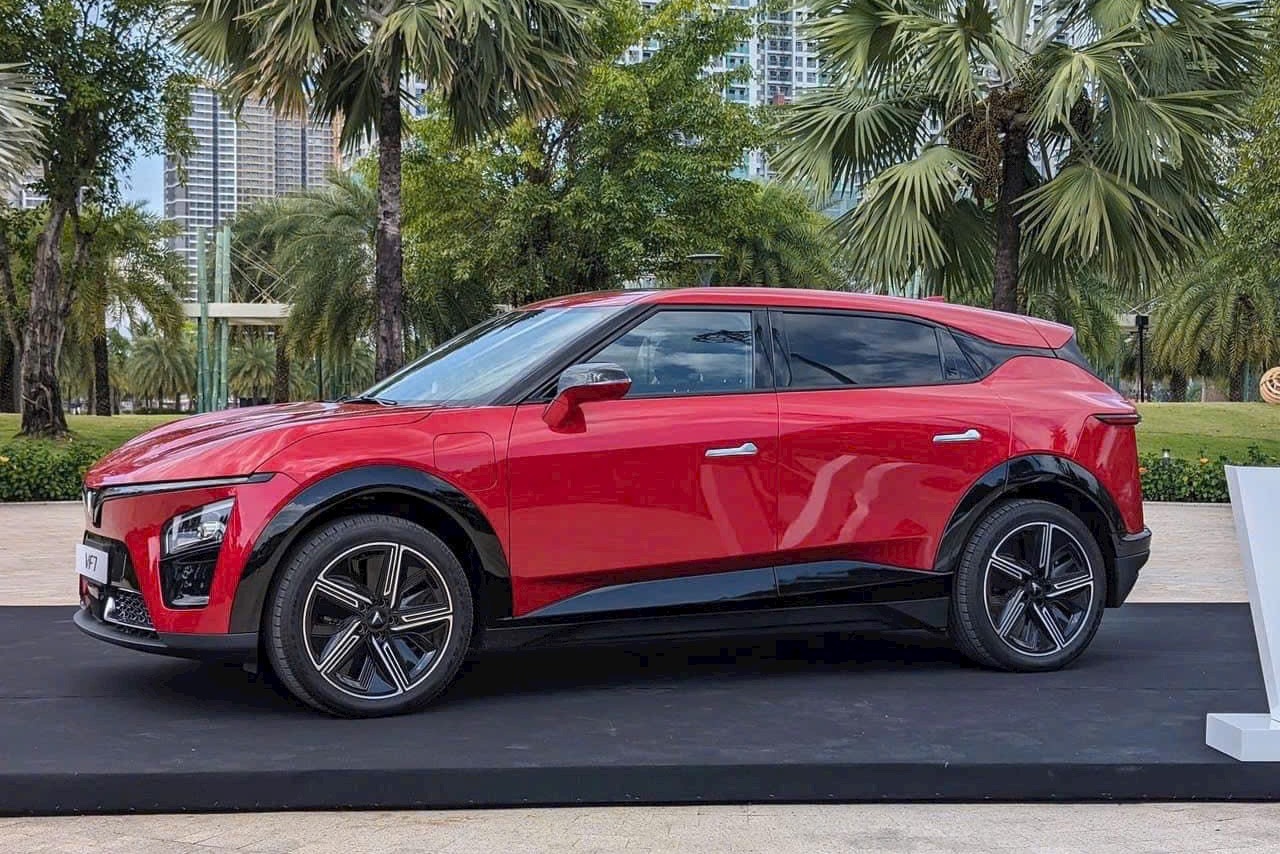 https://gcc-1307444343.cos.accelerate.myqcloud.com/cc/car-image/93efc8cd